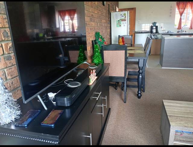 3 BEDROOM SECTIONAL TITLE FOR SALE IN NOORDRAND